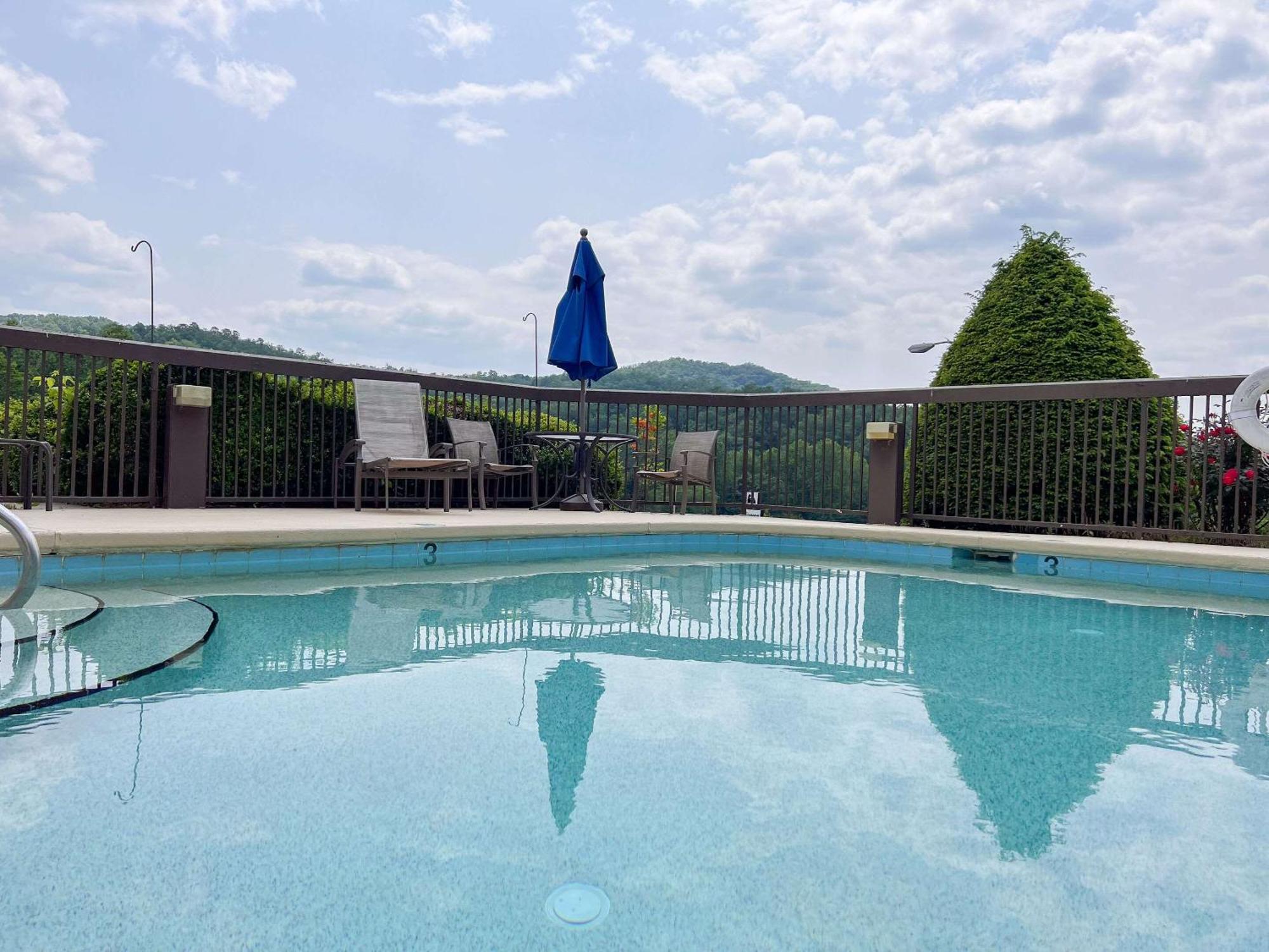 Cherokee Inn Екстериор снимка